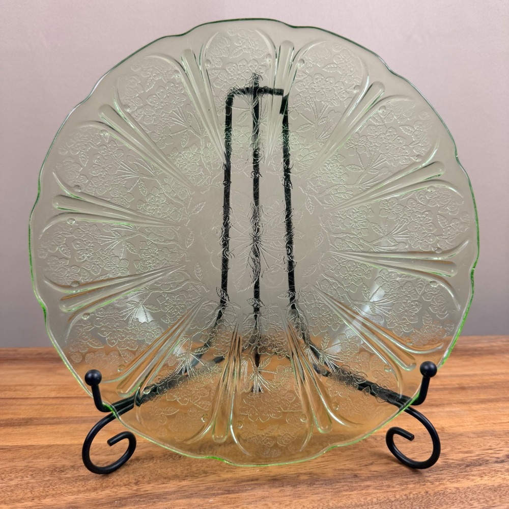 Jeannette Glass 9" Dinner Plate Uranium Cherry Blossom Vintage Green Glow Glass